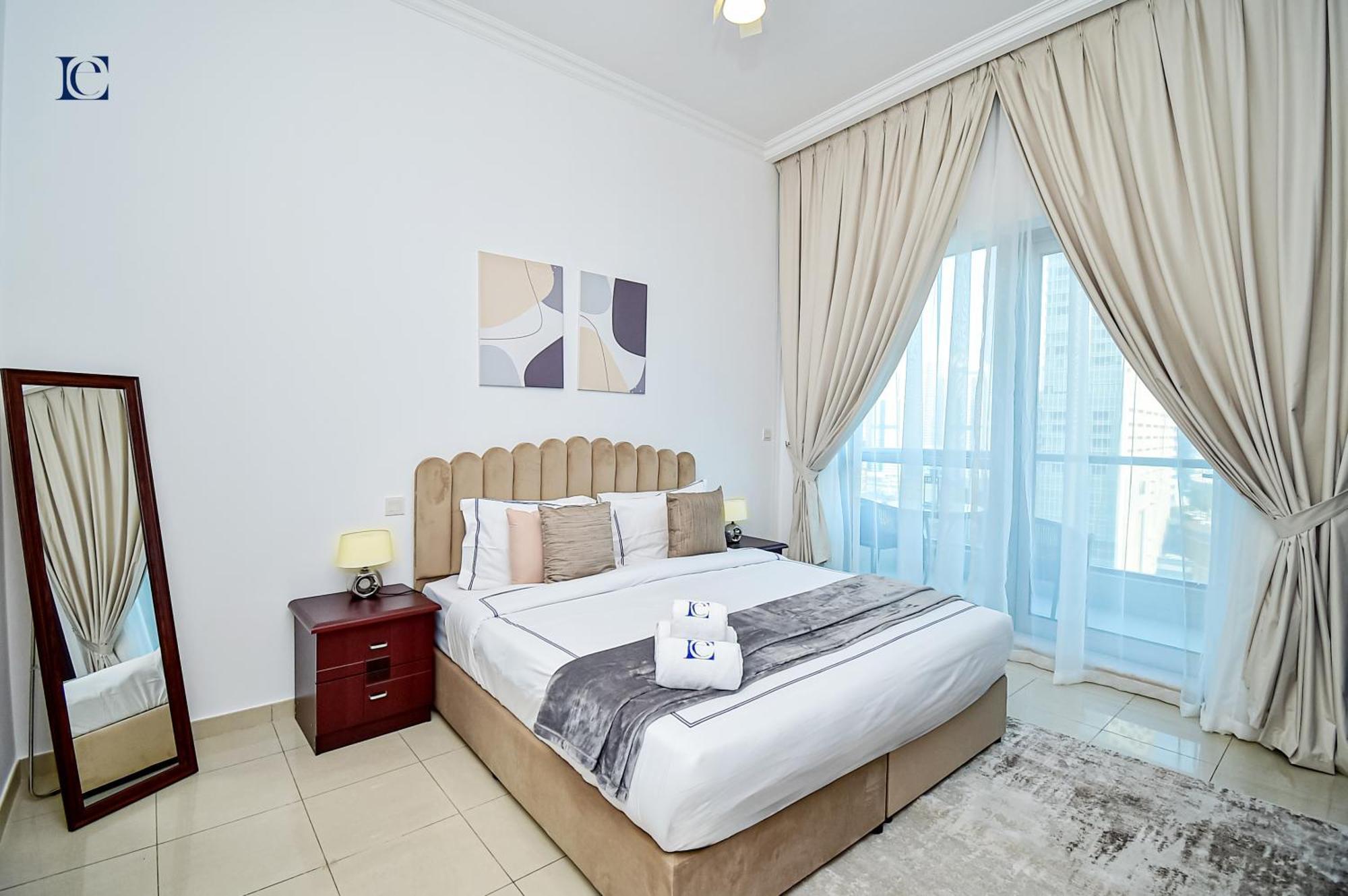 Luxury Escapes - 1Br Home With Stunning Marina View - Bay Central Marina Дубай Екстериор снимка